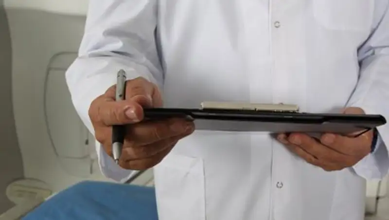 Врач сборной Казахстана временно отстранен по подозрению в нарушении антидопинговых правил