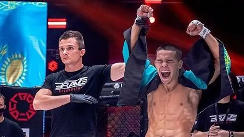 Алмабаев получил бонус UFC за лучшее выступление