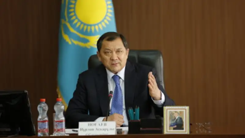 Ногаев поручил усилить контроль в сфере пассажирских перевозок