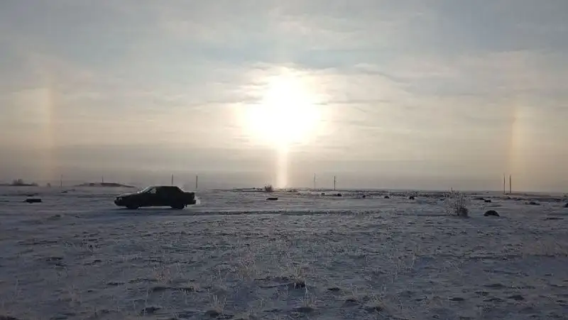 Из-за снегопада остаются закрытыми пять участков трасс в Казахстане