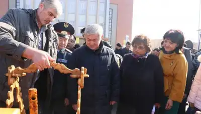 пресс-служба акима Актюбинской области, фото - Новости Zakon.kz от 26.04.2018 17:28