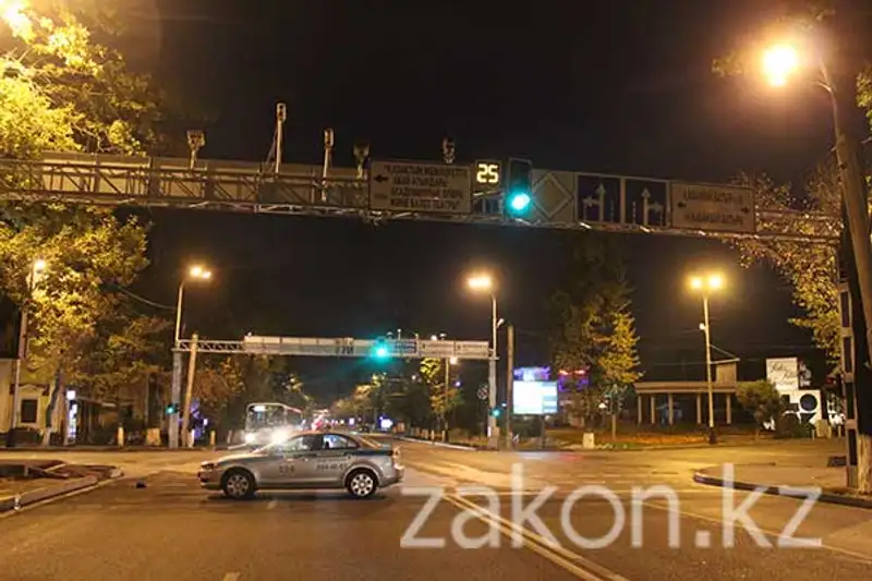 Мертвого изувеченного мужчину нашли сегодня утром в арыке в Алматы (фото) Мертвого изувеченного мужчину нашли сегодня утром в арыке в Алматы (фото), фото - Новости Zakon.kz от 12.10.2013 16:07