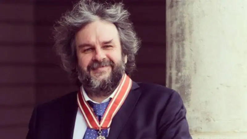 Режиссер «Властелина колец» Питер Джексон стал миллиардером