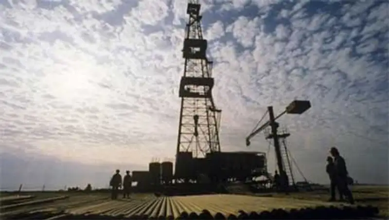 В Атырауской и Мангыстауской областях будут ликвидировать опасные нефтяные скважины, фото - Новости Zakon.kz от 07.11.2013 20:16