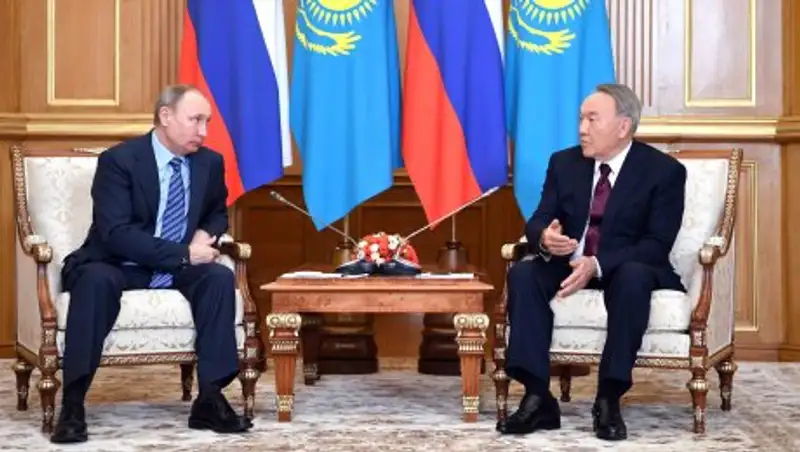 Путин поблагодарил Назарбаева за организацию межсирийских переговоров в Астане