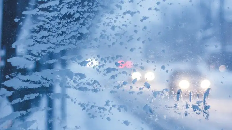 Штормовое предупреждение объявлено в семи областях Казахстана