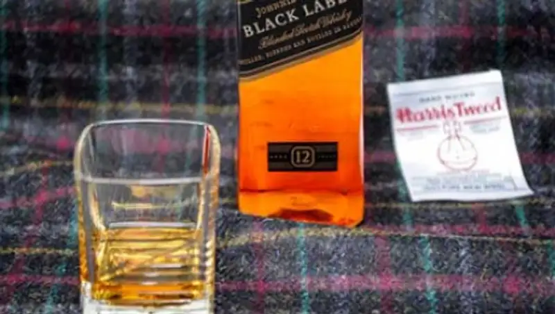 В Шотландии создали ткань с запахом виски