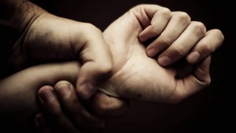 13-летнюю школьницу изнасиловал ранее судимый житель Алматинской области