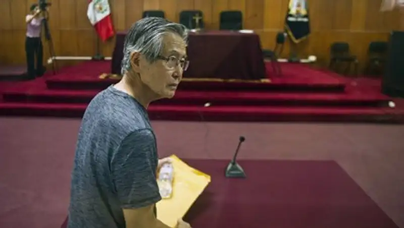 В Перу приняли закон, позволяющий экс-президенту не возвращаться в тюрьму