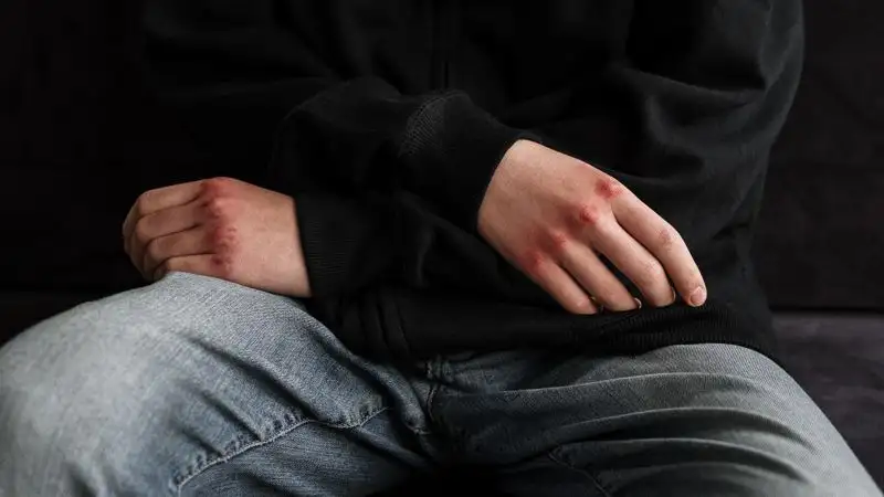 Мужчины подрались на заправке в Алматы