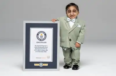 20-летний иранец стал самым низким человеком в мире , фото - Новости Zakon.kz от 17.12.2022 04:11