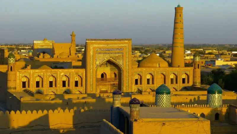 Узбекистан снял ограничения на переход через КПП на границе с Казахстаном