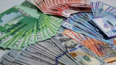 тенге, доллар, евро, фото - Новости Zakon.kz от 29.09.2022 09:33