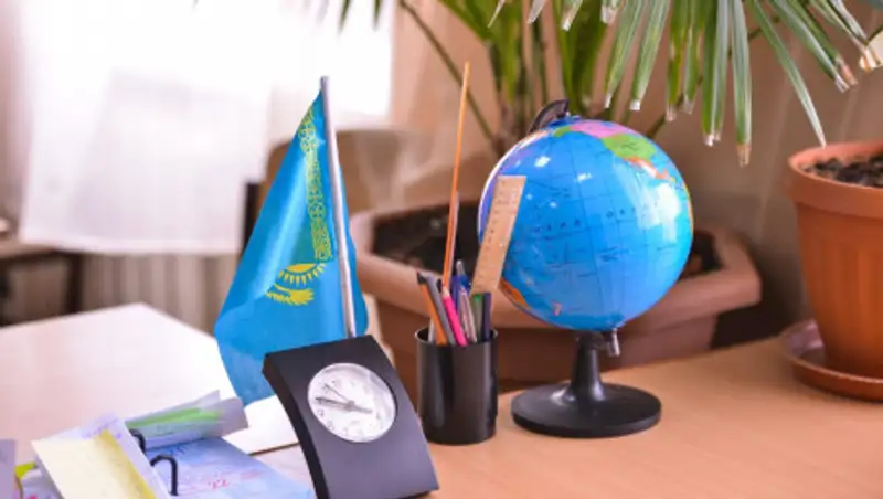 Более 5 трлн тенге потребуется для реализации нового закона "О статусе педагогов"