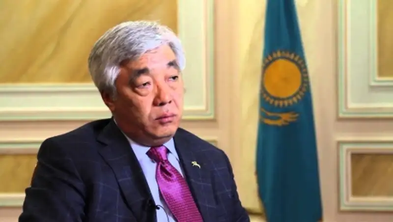 Идрисов: наивно полагать, что кто-то может отдалить Казахстан от РФ