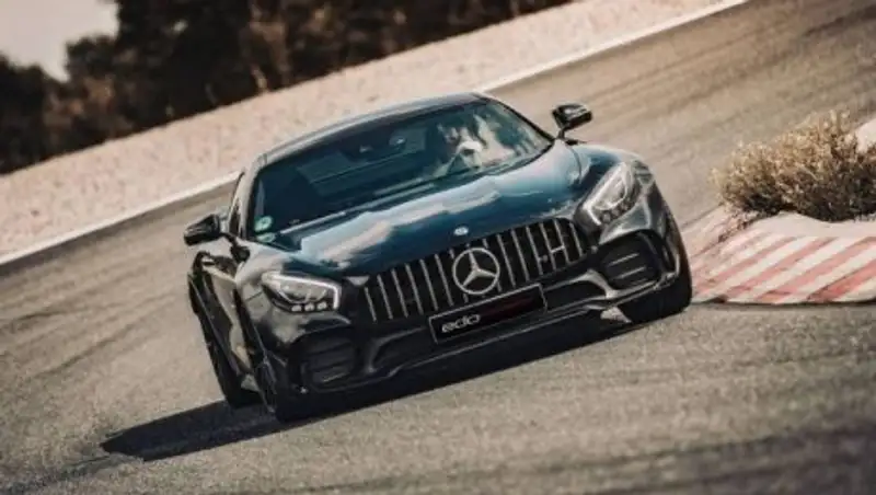 Купе Mercedes-AMG GT R получило 651-сильный двигатель