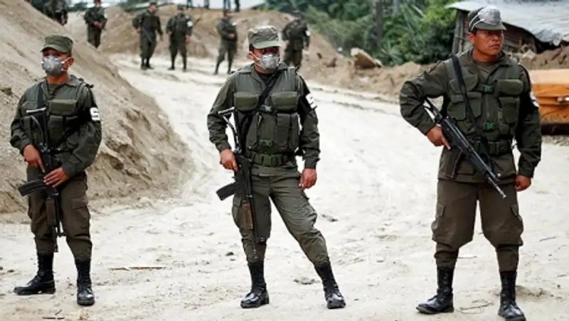 Жители гватемальского города избили и сожгли своего мэра