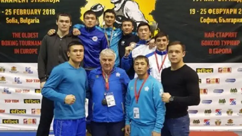 Одно «золото» и четыре «бронзы» завоевали казахстанские боксеры в Софии