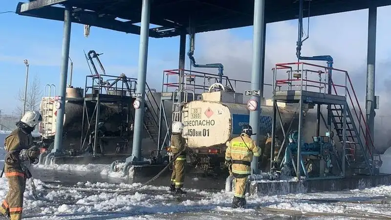 В Кокшетау на заправке погиб оператор во время пожара