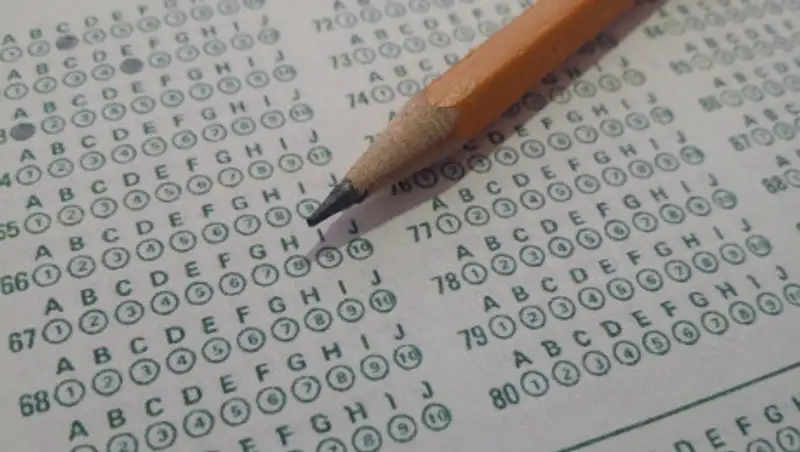 Как ученики пытались пронести телефоны на платное ЕНТ