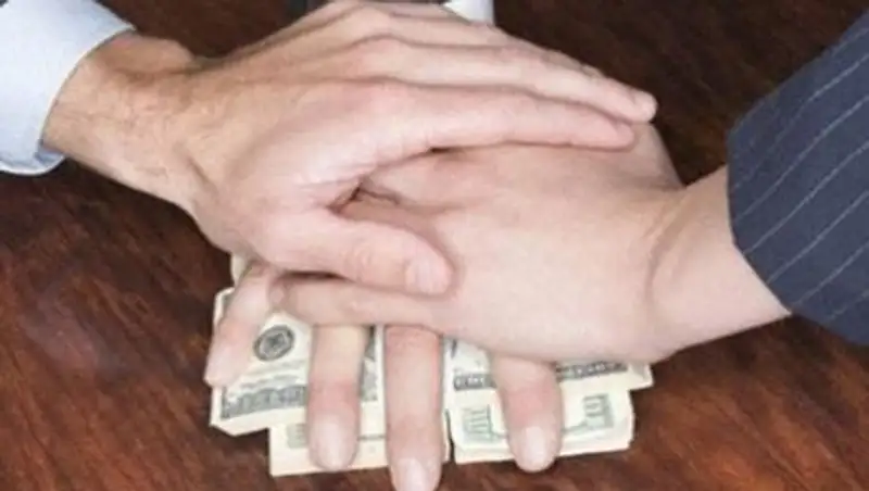 Финансовая полиция РК проверит честность  чиновников с помощью провокационных взяток