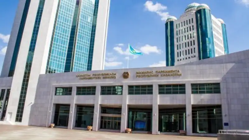 Правительственный час в Мажилисе