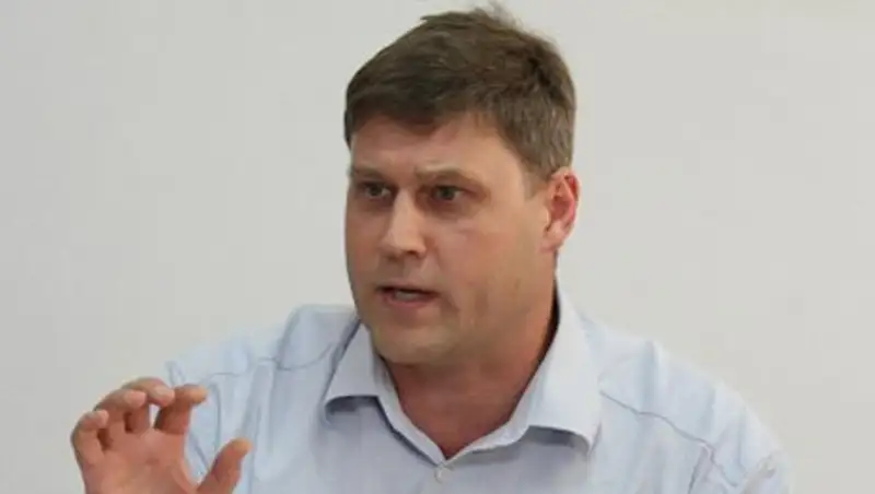 Сергей Уткин: Почему и от кого решили прятать недвижимость?