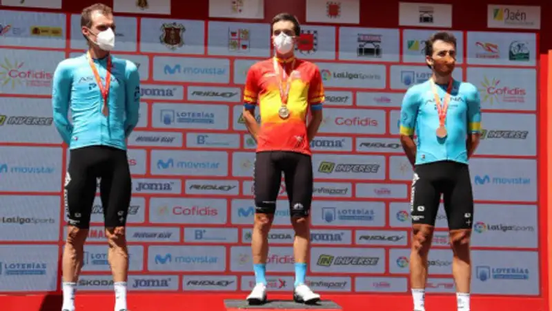 Представители "Астаны" заняли 2-е и 3-е места в гонке на чемпионате Испании