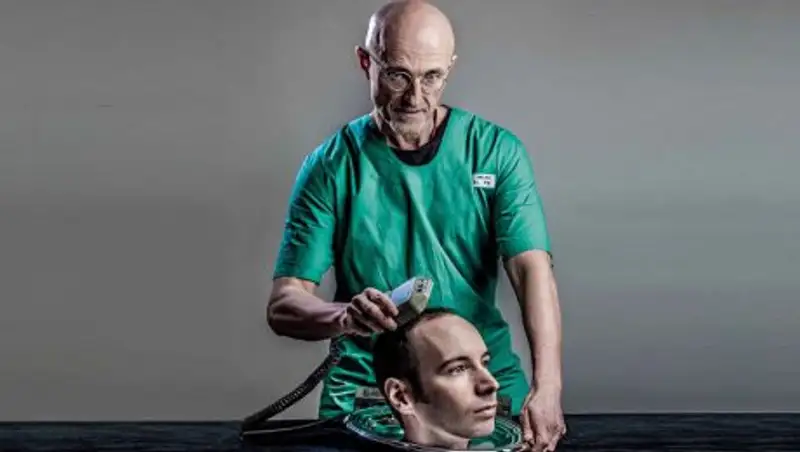 Сенсация: объявлено о первой трансплантации головы трупу