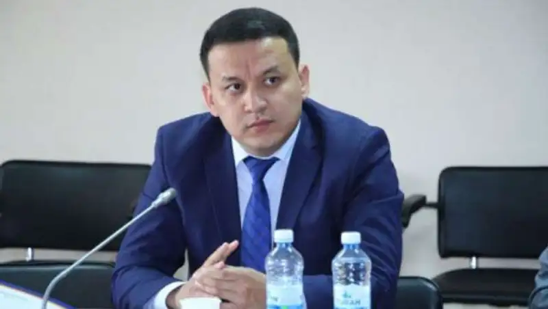 50% офисных работников попросили отправить работать удаленно в Алматы