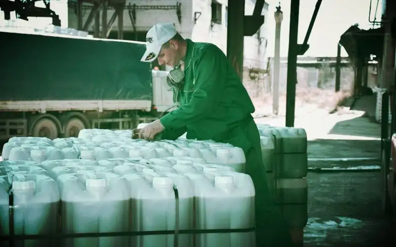 Стоит вопрос о закрытии: отечественный производитель пестицидов о конкуренции с импортерами