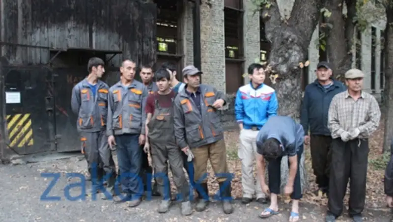 В Алматы за один день принято решение о выдворении 50 иностранцев