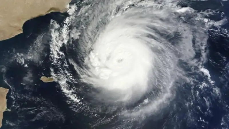 Один человек погиб, девять пострадали в результате циклона Чапала в Йемене