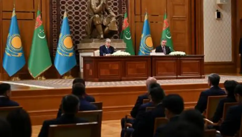 Токаев и Бердымухамедов обсудили ситуацию в Афганистане