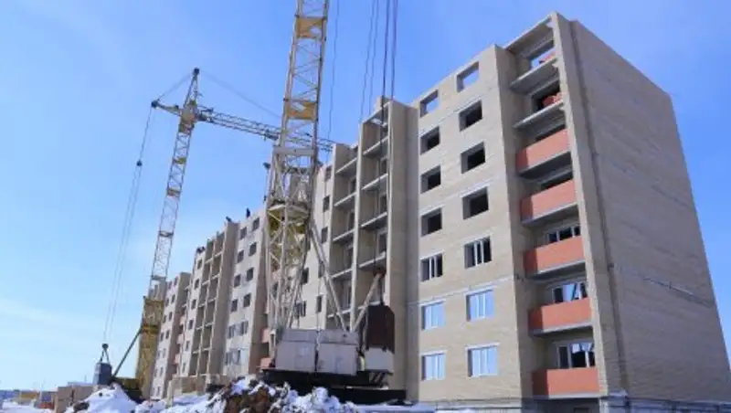 Ерболат Досаев проинспектировал в Актобе строительство объектов по программе «Нұрлы Жол»