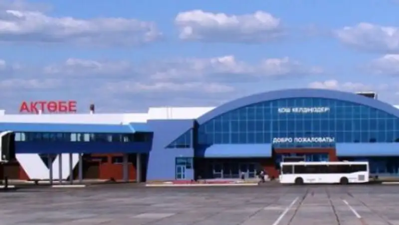 А&#1178;Ш-&#1179;а бет ал&#1171;ан &#1201;ша&#1179;ты&#1187; жолаушылары «А&#1179;т&#1257;бе» &#1241;уежайында отыр