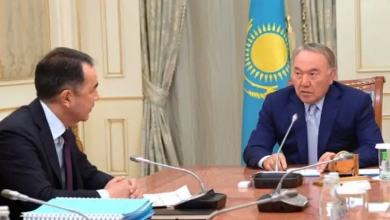 Назарбаев: Отношение госслужащих к простому человеку не меняется