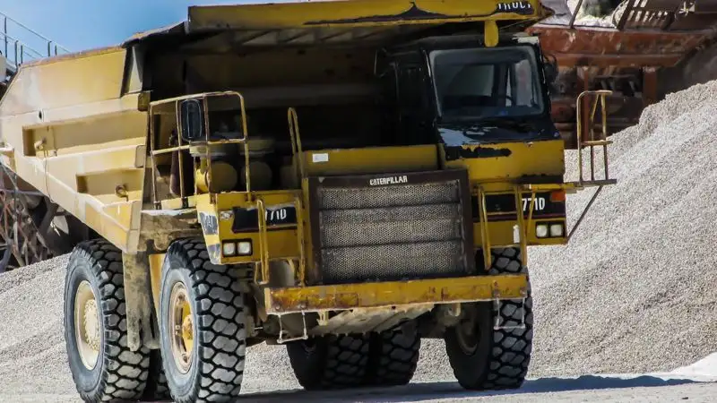 Рабочий погиб под завалом руды в Карагандинской области