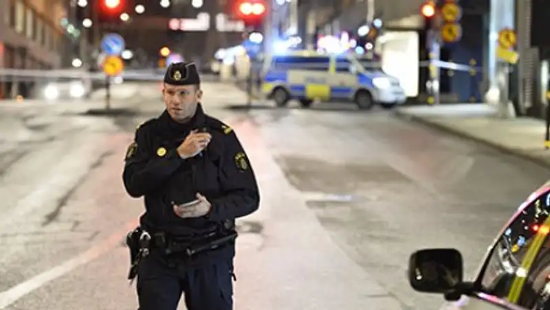 В Швеции неизвестные взорвали автомобиль начальника городской полиции