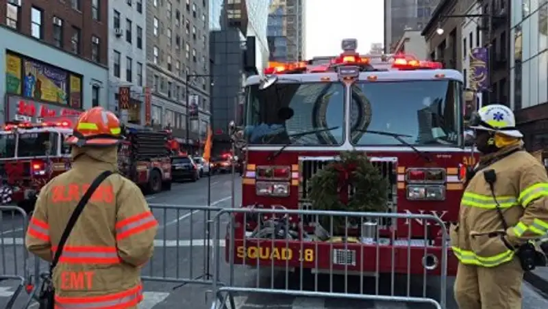 Взорвавшаяся в Нью-Йорке бомба была сделана из елочной гирлянды