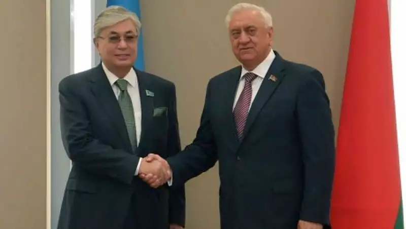 Глава Сената пригласил белорусского коллегу посетить Казахстан