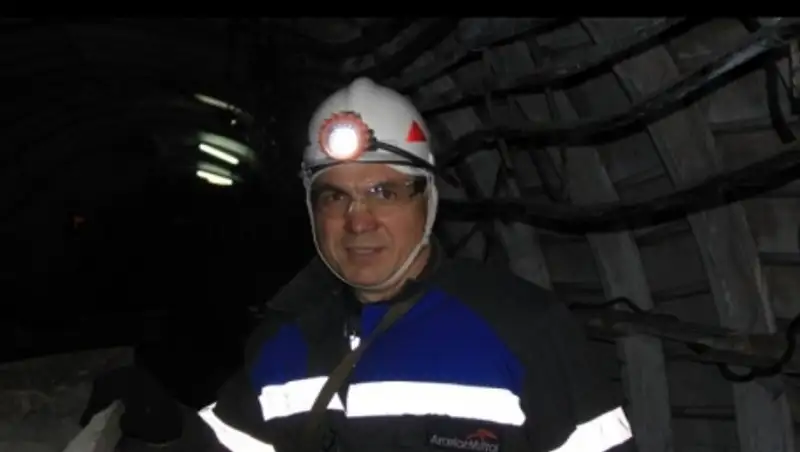 Олег Маскаев спустился в шахту в Карагандинской области