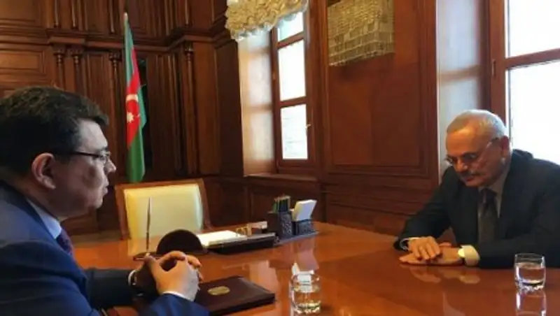 Канат Бозумбаев почтил память министра энергетики Азербайджана Натига Алиева