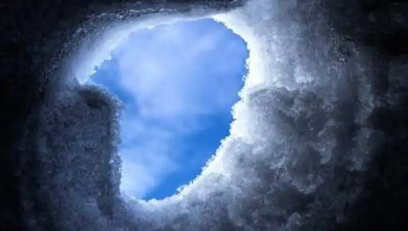 Как выбраться из-под снега после схода лавины. Советы спасателей