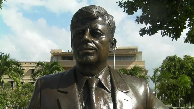 Обнародована новая порция документов о расследовании убийства Кеннеди