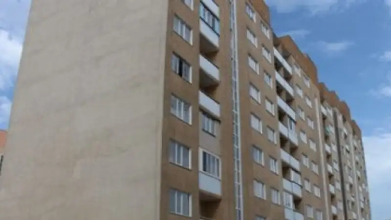 Жители накренившегося дома в Алматы получат новые квартиры 1 апреля