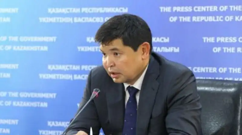 Уволен завотделом социально-экономического мониторинга Администрации президента