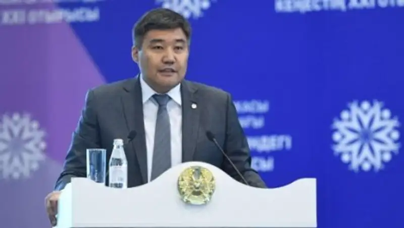 Калетаев: Зачем вгонять в долговую кабалу родителей