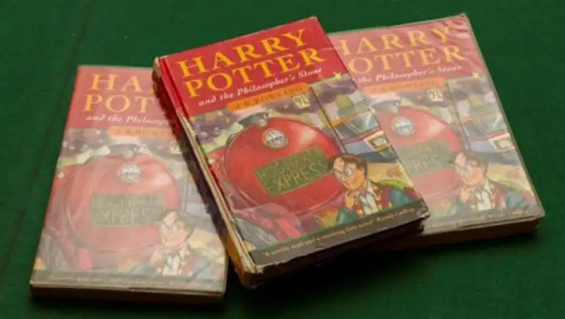 Бабушка подобрала выброшенные книги о Гарри Поттере и сорвала куш