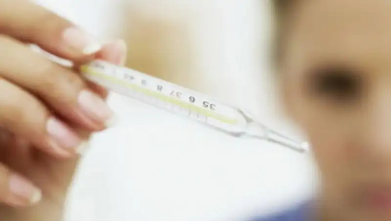 Пришли на работу с температурой. Бекшин о сотрудниках фабрики "Рахат"